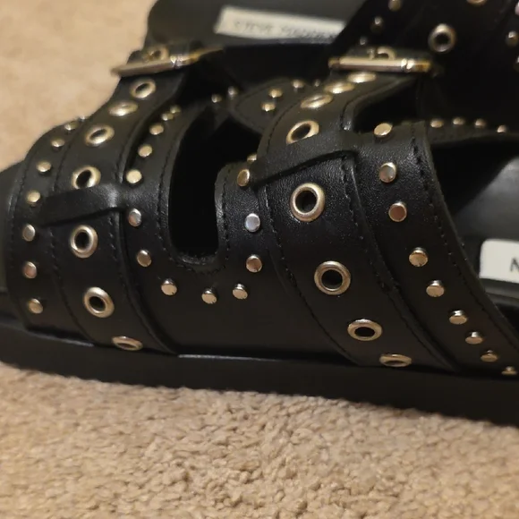 Steve Madden Double Buckle Black Sandals w/Silver Grommets & Details - Picture 4 of 11